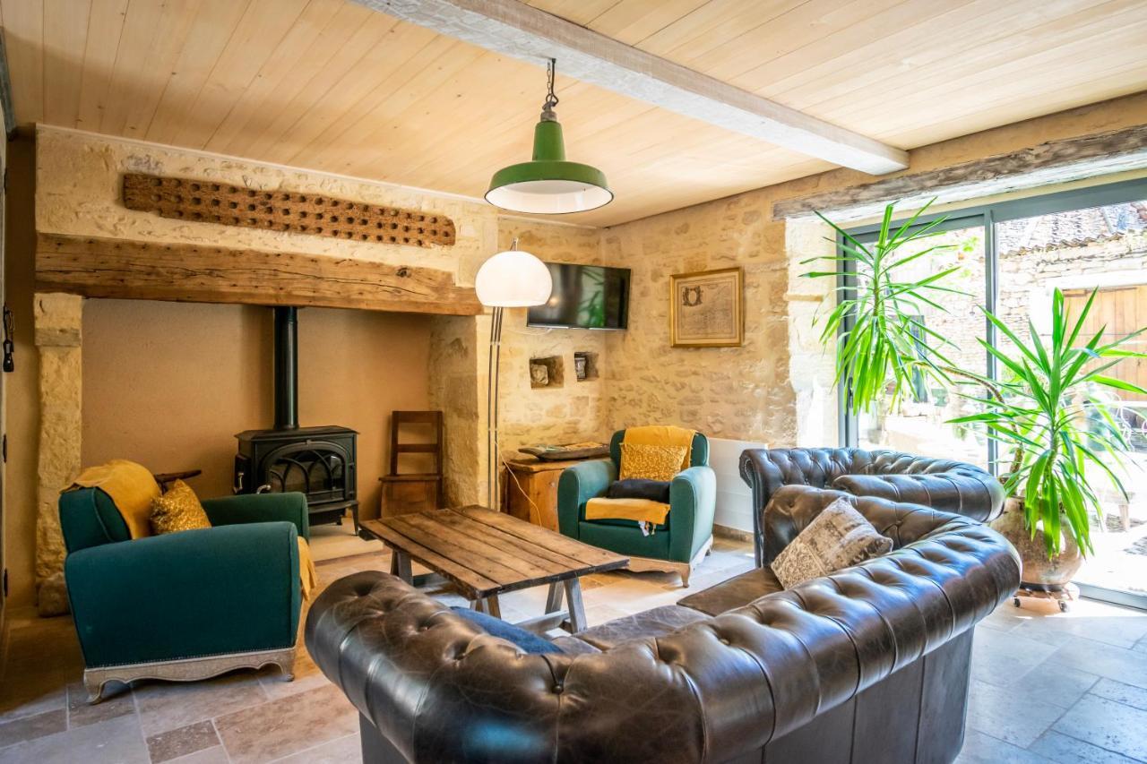 Le Clos Des Songes Saint-Leon-sur-Vezere Exterior photo
